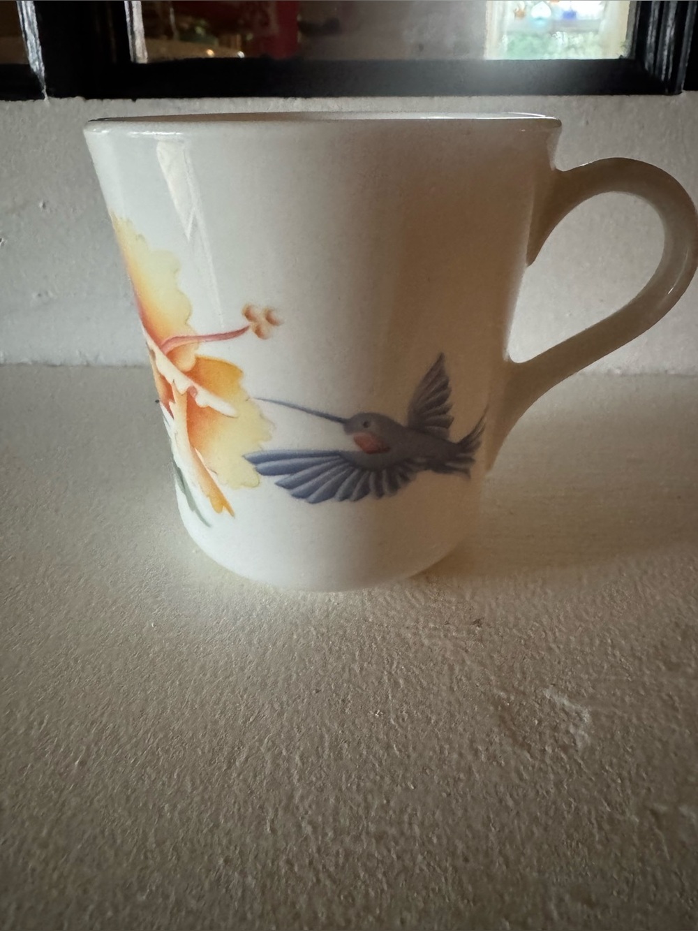 Vintage corning, ware, hummingbird and hibiscus coffee mug tea cup